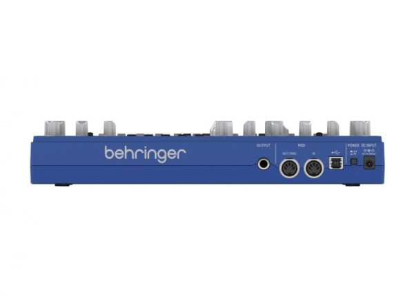 www.perfectcircuit.com353BehringerTD 3Blue02