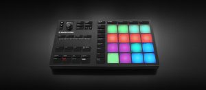 img ce gallery maschine mikro mk3 overview 04 gallery 02 05 38823c1a4f1e891eeba37614bfff4ee8 d