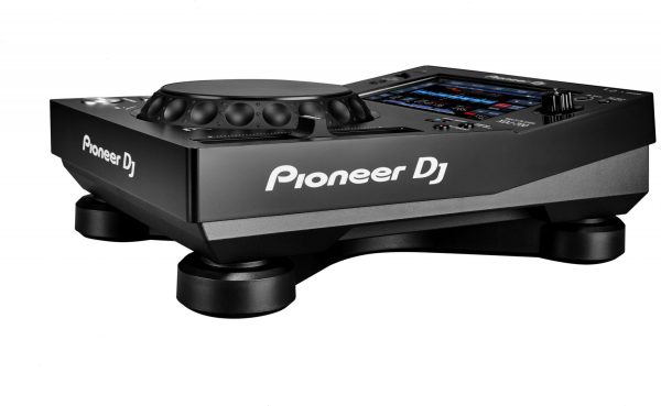 xdj 700 slim angle scaled