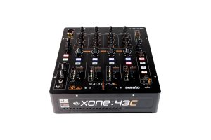Xone43C Front 3Q web