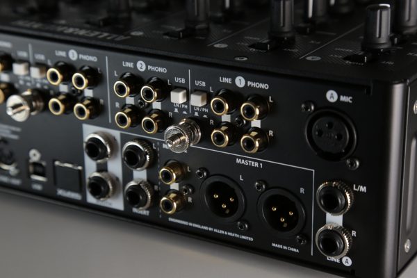 XonePX5 Close1