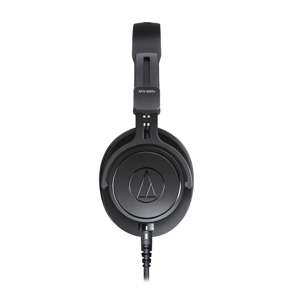 ath m60x 02