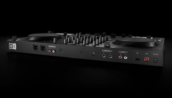 img ce gallery traktor kontorl s3 overview page 04 gallery 05 connectivity.png 05a53cde0fcc7b0bdda64f1908c9ea83 d@2x