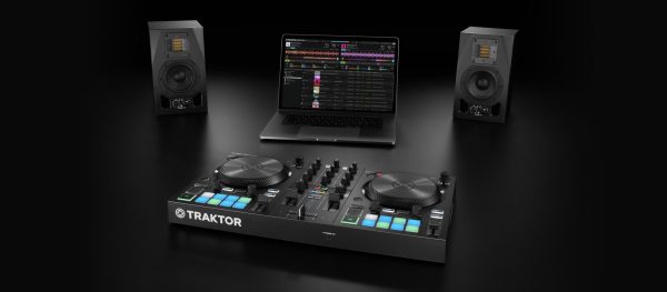 img ce gallery traktor kontrol s2 mk3 overview 04 image gallery 16 f9b5f8b5896f0a2122bb03f7d1f9513a d@2x