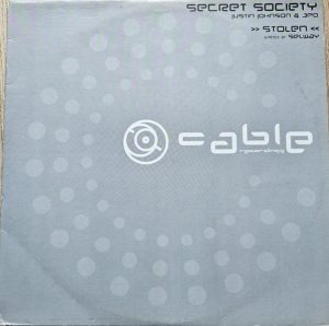R 52923 1687006878 6698
