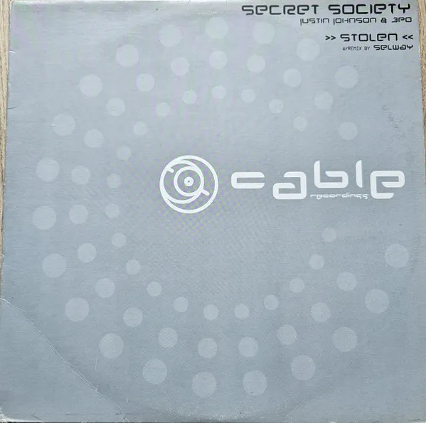 R 52923 1687006878 6698